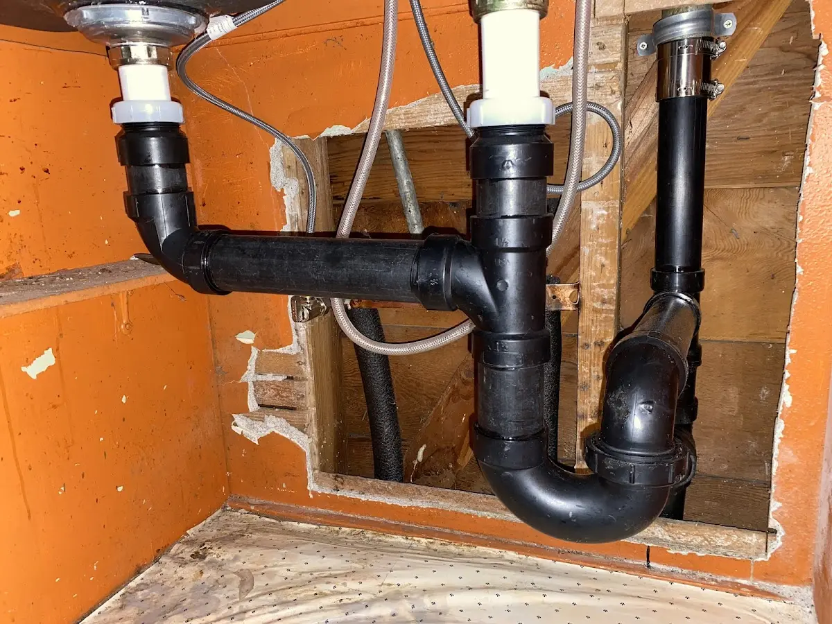 Professional Repiping Services equipment and tools on the job in Hamburg