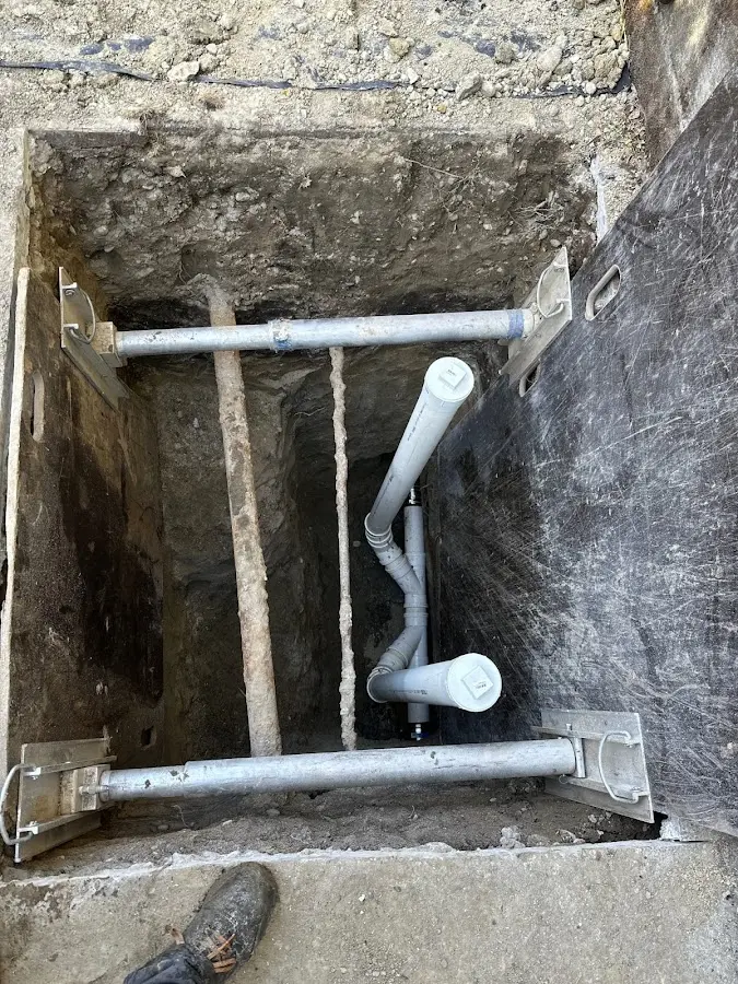 Experienced plumber completing Gas Line Repair work in Hamburg